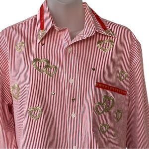 pinstripe Vgt button down with unique hearts Valentine’s Day small